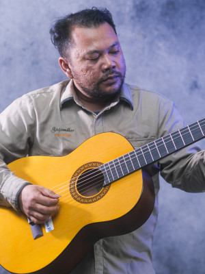  Surya Munawar Sazali Sebayang, S.Sn